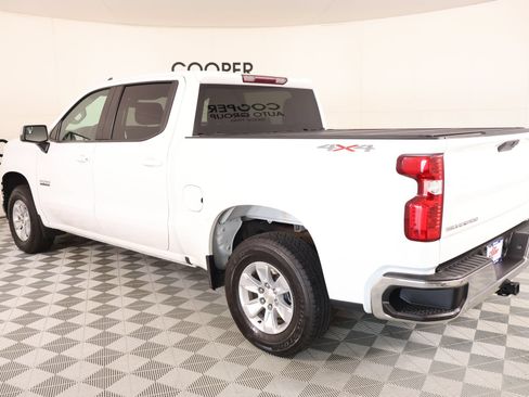Used 2021 Chevrolet Silverado 1500 LT AWD/4WD image 22
