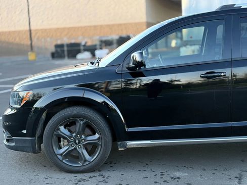 Used 2018 Dodge Journey Crossroad image 3