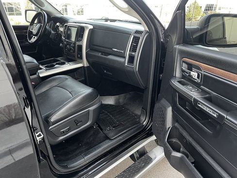 Used 2014 RAM 2500 Laramie image 12