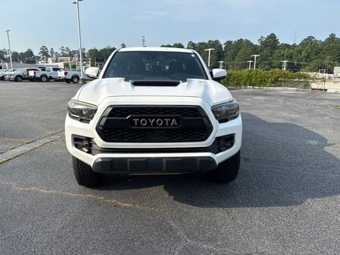 Used 2018 Toyota Tacoma TRD Pro AWD/4WD image 10
