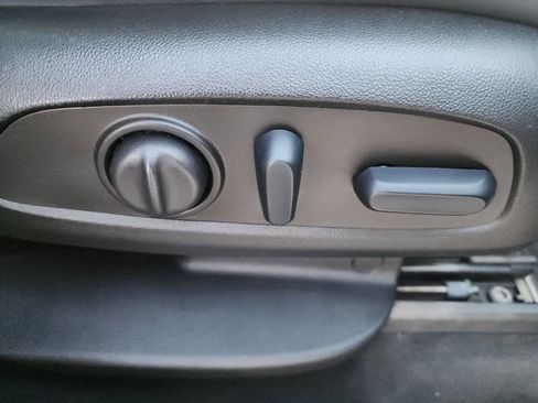 Used 2024 Buick Enclave Essence w/ Experience Buick Package image 34