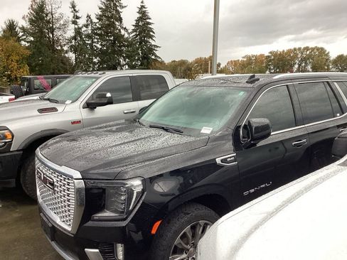 Certified 2021 GMC Yukon Denali w/ Denali Premium Package image 11