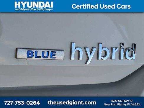 Certified 2023 Hyundai Elantra Blue image 12