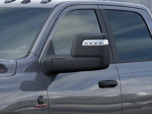 New 2026 RAM 2500 Big Horn AWD/4WD image 16