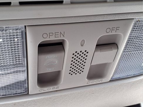 Certified 2022 Honda HR-V EX image 18