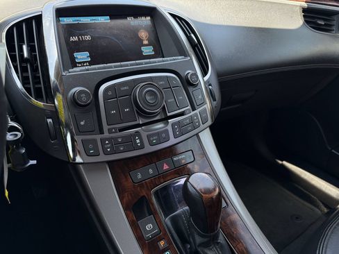 Used 2012 Buick LaCrosse Leather FWD image 16