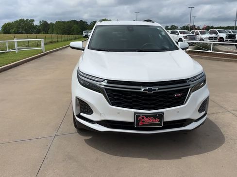 Used 2022 Chevrolet Equinox RS w/ RS Leather Package FWD image 4