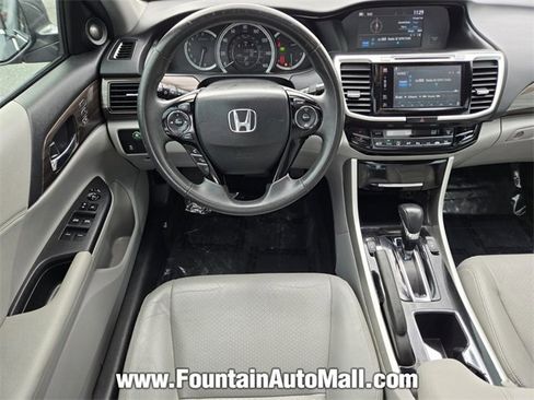 Used 2017 Honda Accord EX-L image 13