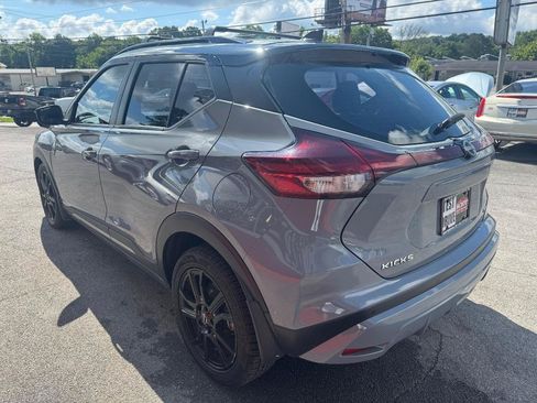 Used 2023 Nissan Kicks SR FWD image 5