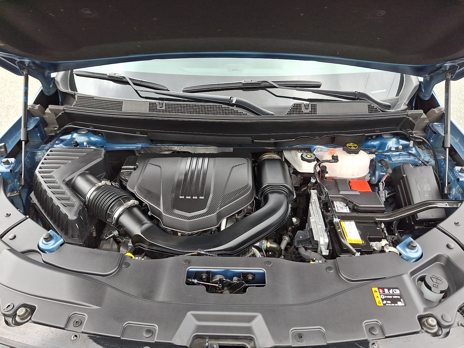 Certified 2025 Chevrolet Traverse RS AWD/4WD image 29