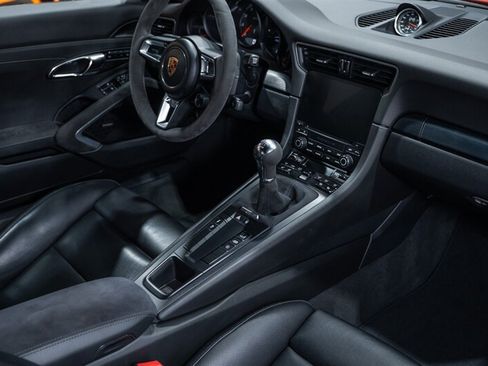 Used 2017 Porsche 911 Carrera GTS RWD image 54