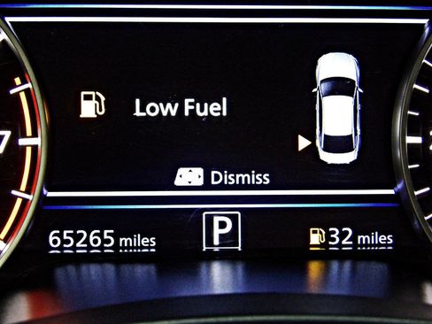 Used 2022 Nissan Altima 2.5 SR image 14