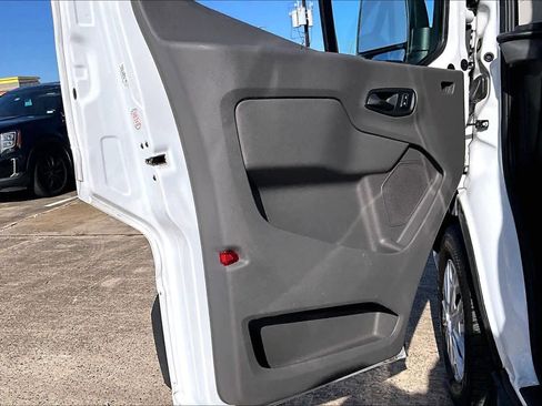 Used 2023 Ford Transit 350 XLT image 19