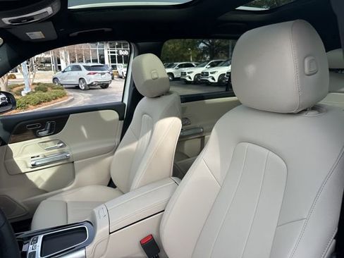 New 2026 Mercedes-Benz GLB 250 image 13