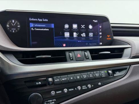 Used 2019 Lexus ES 350 w/ Premium Package FWD image 26