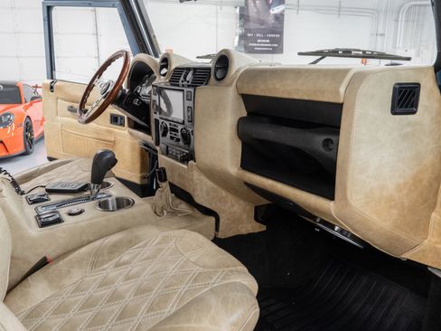 Used 1997 Land Rover Defender 90 image 28