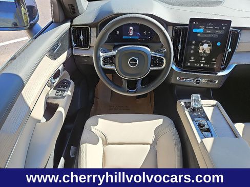 New 2026 Volvo XC90 B6 Plus w/ Protection Package Premier image 8
