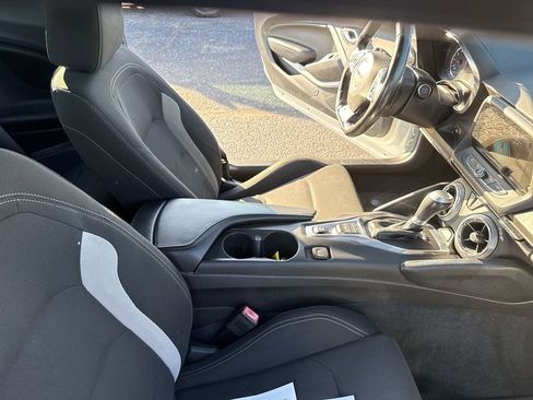 Certified 2018 Chevrolet Camaro LT w/ Technology Package image 35