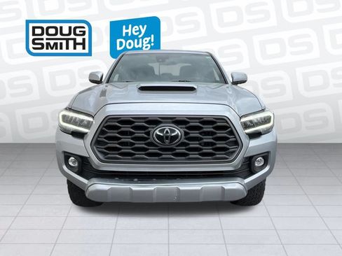 Used 2023 Toyota Tacoma TRD Sport AWD/4WD image 2