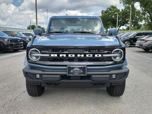 Used 2025 Ford Bronco Outer Banks AWD/4WD image 2