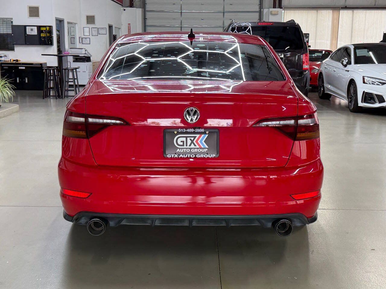 Used 2019 Volkswagen Jetta GLI Autobahn FWD image 3