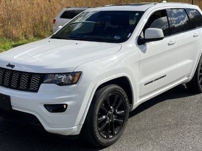 Used 2018 Jeep Grand Cherokee Altitude