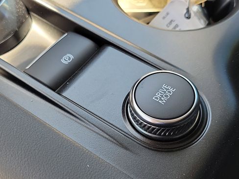 Used 2026 Ford Explorer Active w/ Active Comfort Package image 30