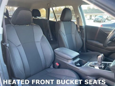 Used 2021 Subaru Outback Premium image 2