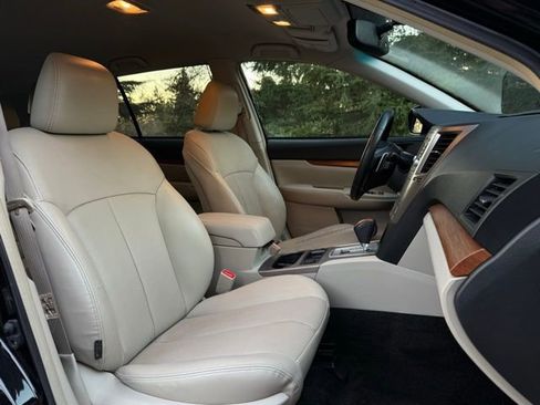 Used 2013 Subaru Outback 2.5i Limited image 23