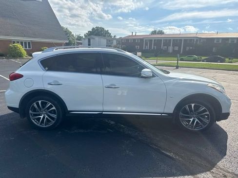 Used 2017 INFINITI QX50 AWD w/ Premium Plus Package image 6