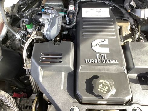 Used 2024 RAM 2500 Big Horn image 21