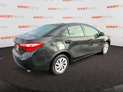 Used 2019 Toyota Corolla LE w/ Carpet Mat Package (TMS) image 5