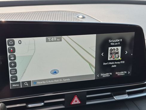 Certified 2025 Hyundai Elantra SEL FWD image 26