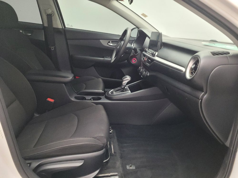 Used 2021 Kia Forte LXS FWD image 21