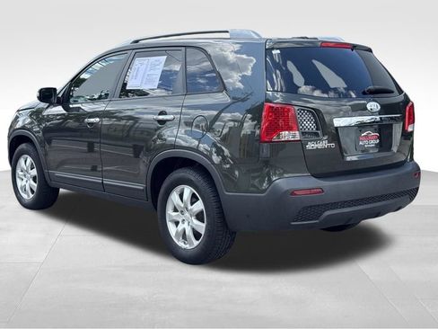 Used 2011 Kia Sorento LX FWD image 5