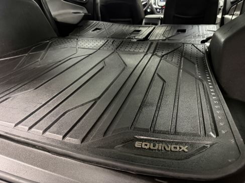 Used 2020 Chevrolet Equinox LS w/ LPO, Floor Liner Package image 31
