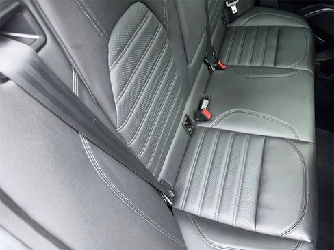 Used 2022 Alfa Romeo Stelvio Veloce image 51