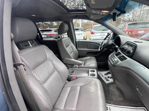 Used 2010 Honda Odyssey EX-L image 16