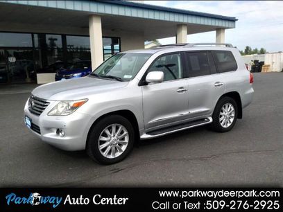 Used 2009 Lexus LX 570 4WD w/ Preferred Accessory Pkg