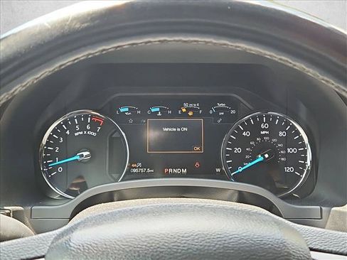 Used 2018 Ford Expedition Limited w/ Equipment Group 302A AWD/4WD image 11