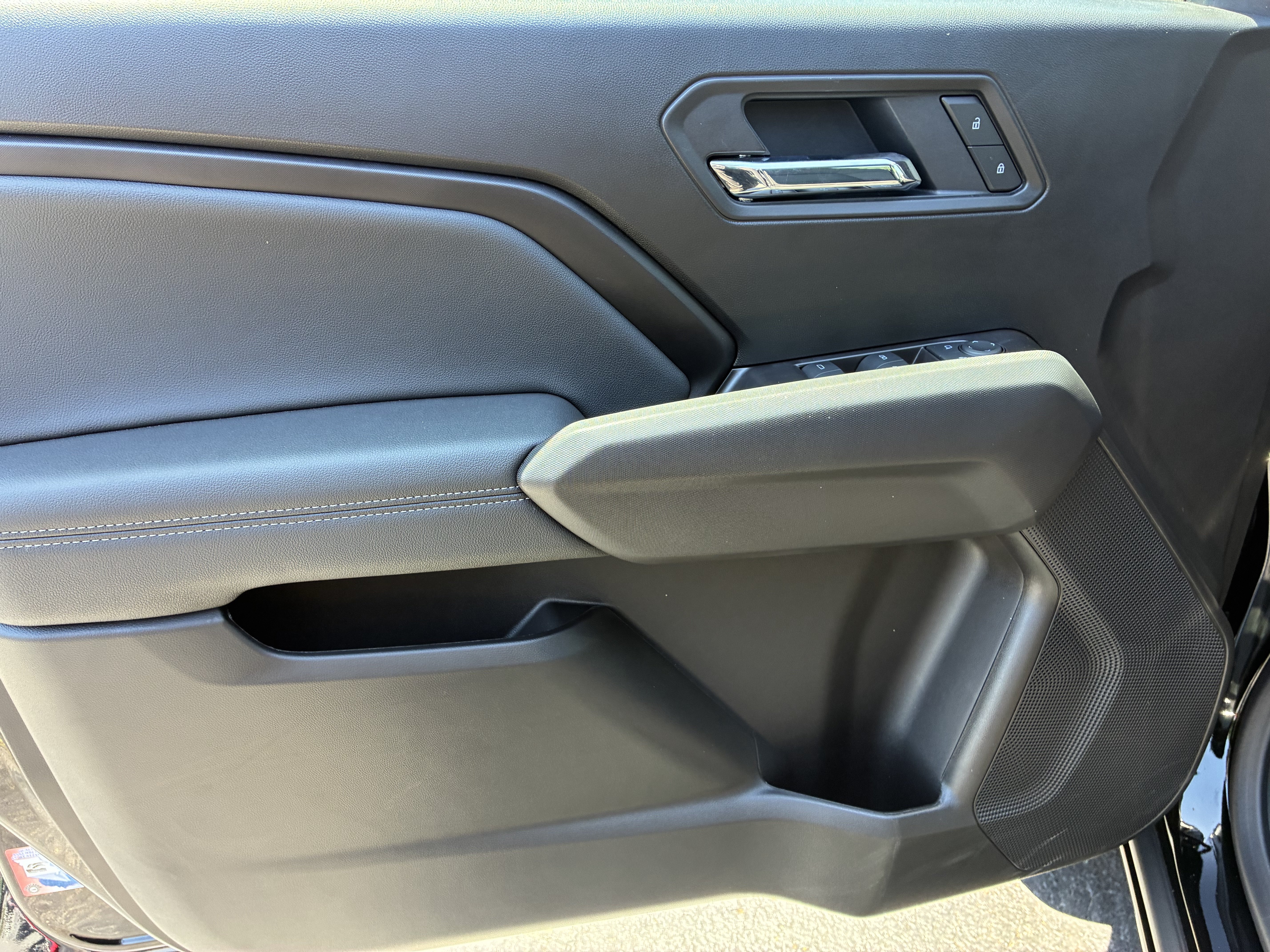 New 2026 Chevrolet Colorado LT w/ LT Convenience Package RWD image 23