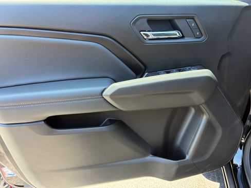 New 2026 Chevrolet Colorado LT w/ LT Convenience Package RWD image 23