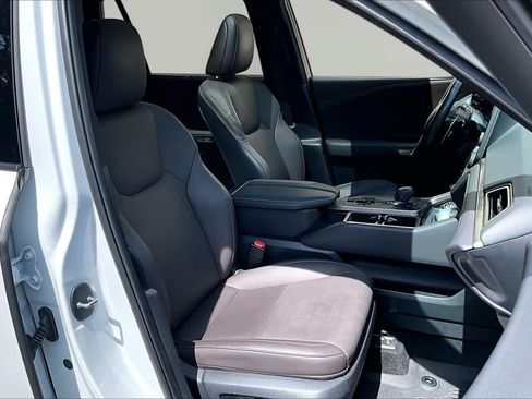 Used 2024 Lexus TX 350 AWD w/ Captains Chair Package image 9