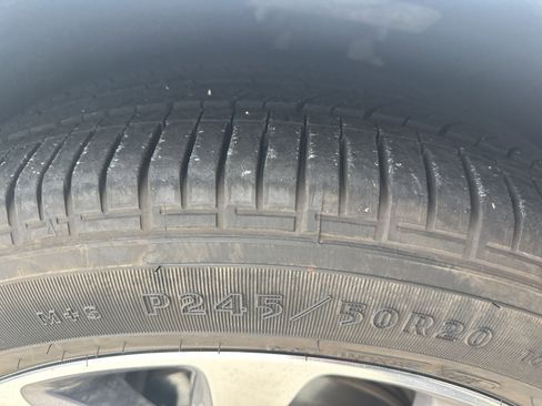 Used 2017 Chrysler Pacifica Limited FWD image 21