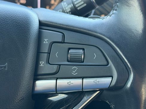 Used 2022 Cadillac XT6 Premium Luxury FWD image 18