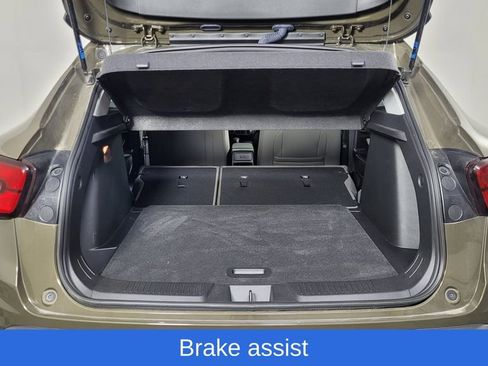 Used 2024 Chevrolet Trax ACTIV w/ Driver Confidence Package image 12