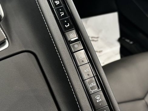 Used 2025 Chevrolet Corvette Stingray image 6