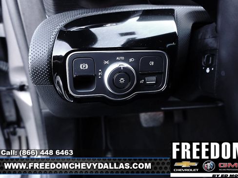 Used 2023 Mercedes-Benz CLA 250 4MATIC w/ Premium Package image 23