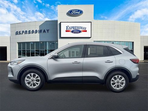 Used 2023 Ford Escape Active w/ Tech Pack #2 image 9