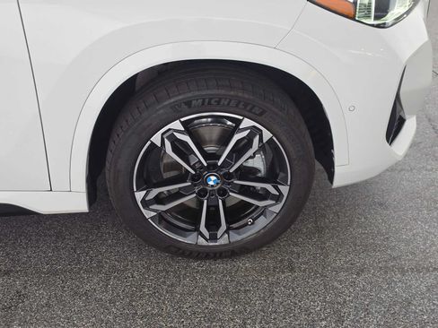 Used 2023 BMW X1 xDrive28i w/ M Sport Package AWD/4WD image 9